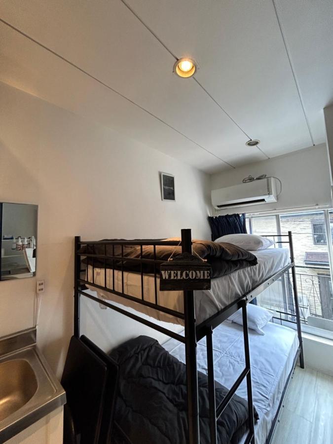 Apartment Meguro Black And White Präfektur Tokio